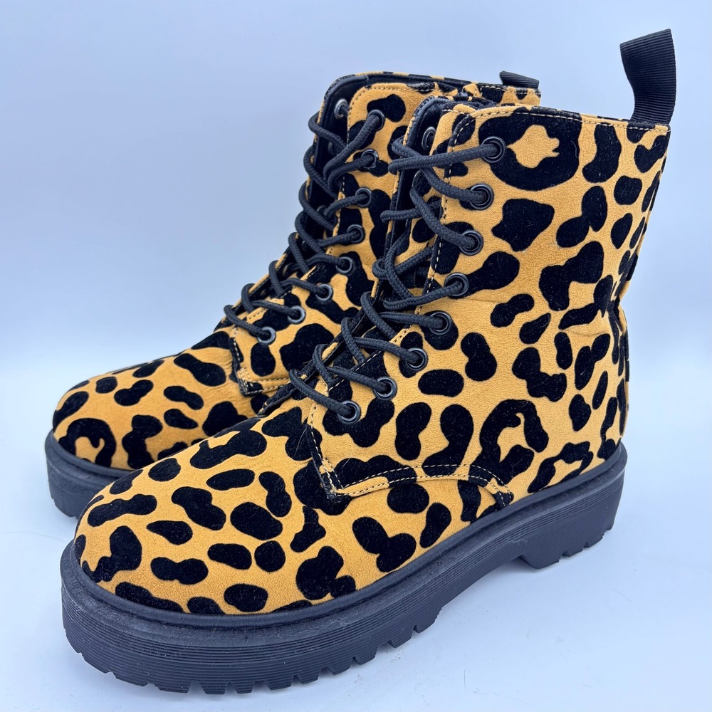 Qupid Leopard Print Platform‎ Combat Boots W 9 Tan Black Animal Lug Sole Zip